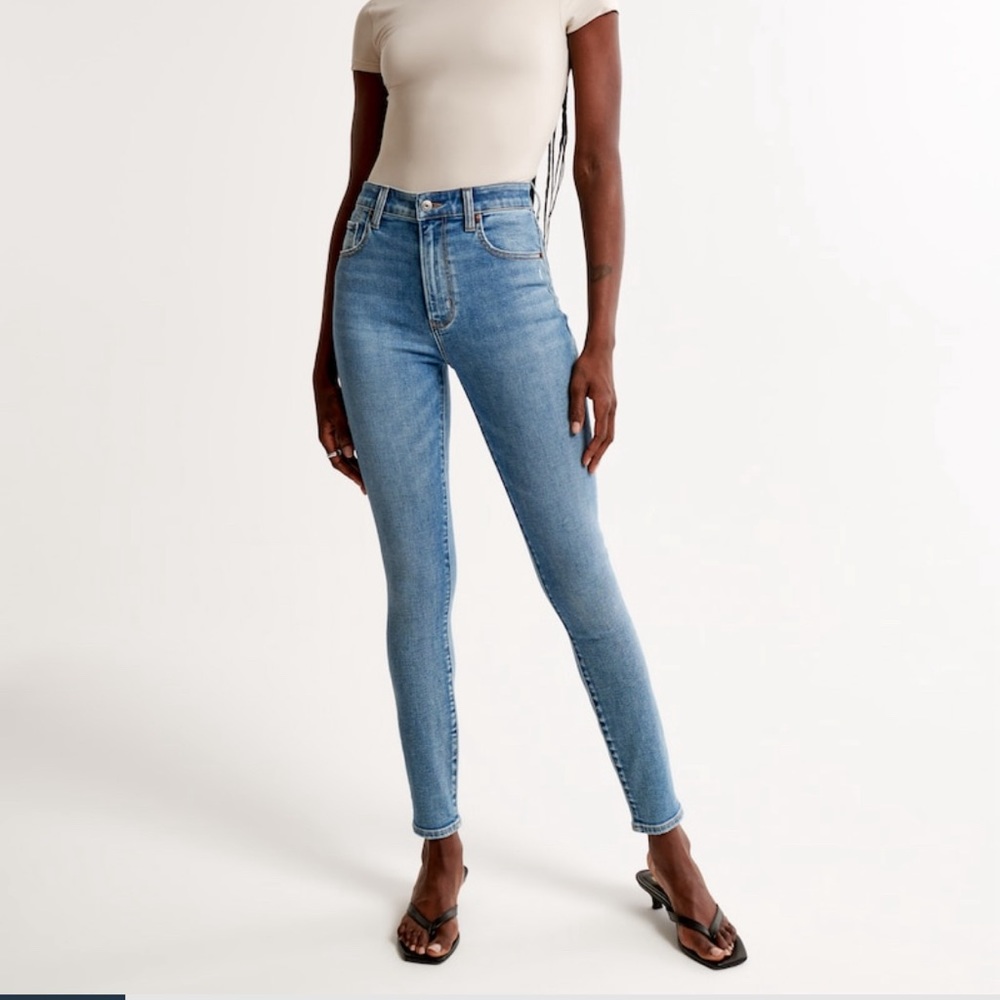 NWT Abercrombie & Fitch Super Skinny Ankle High Rise jeans